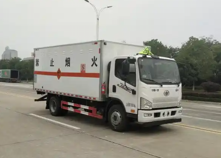 洪山爆破器材运输车可以上高速吗？
